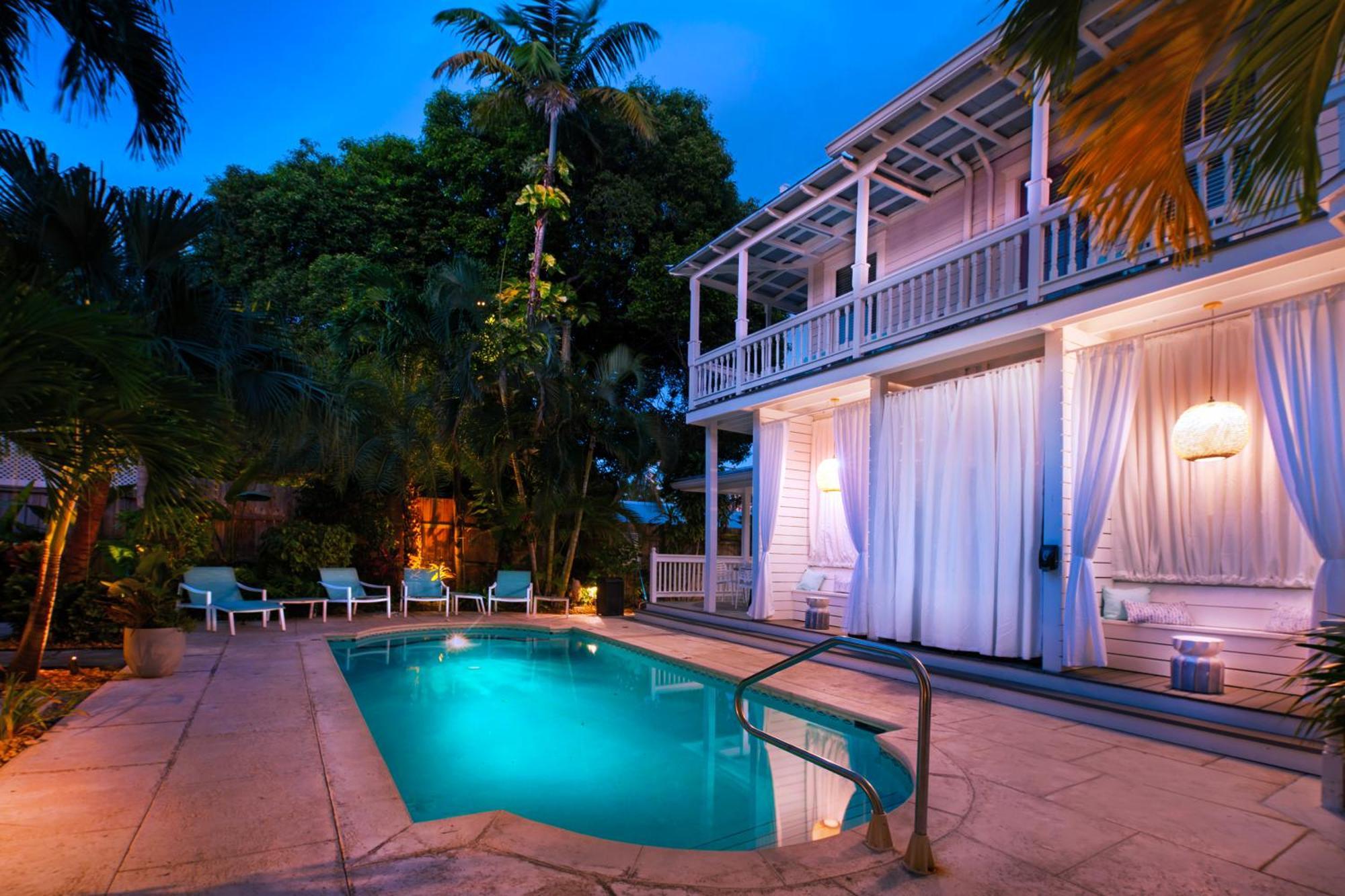 Coco Plum Bed & Breakfast