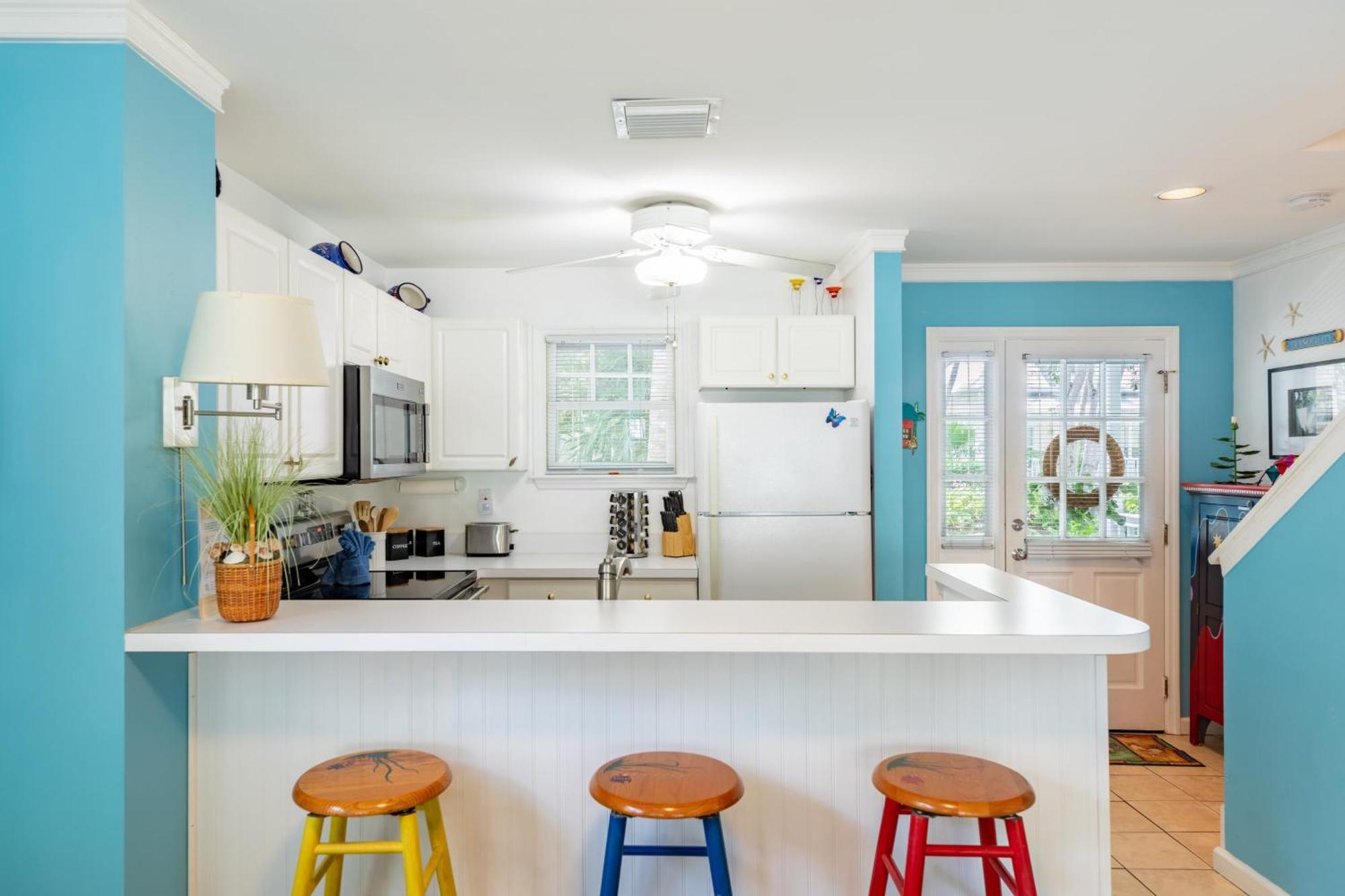 Southard Getaway By Avantstay W Covered Patio Great Location Shared Pool Week Long Key West