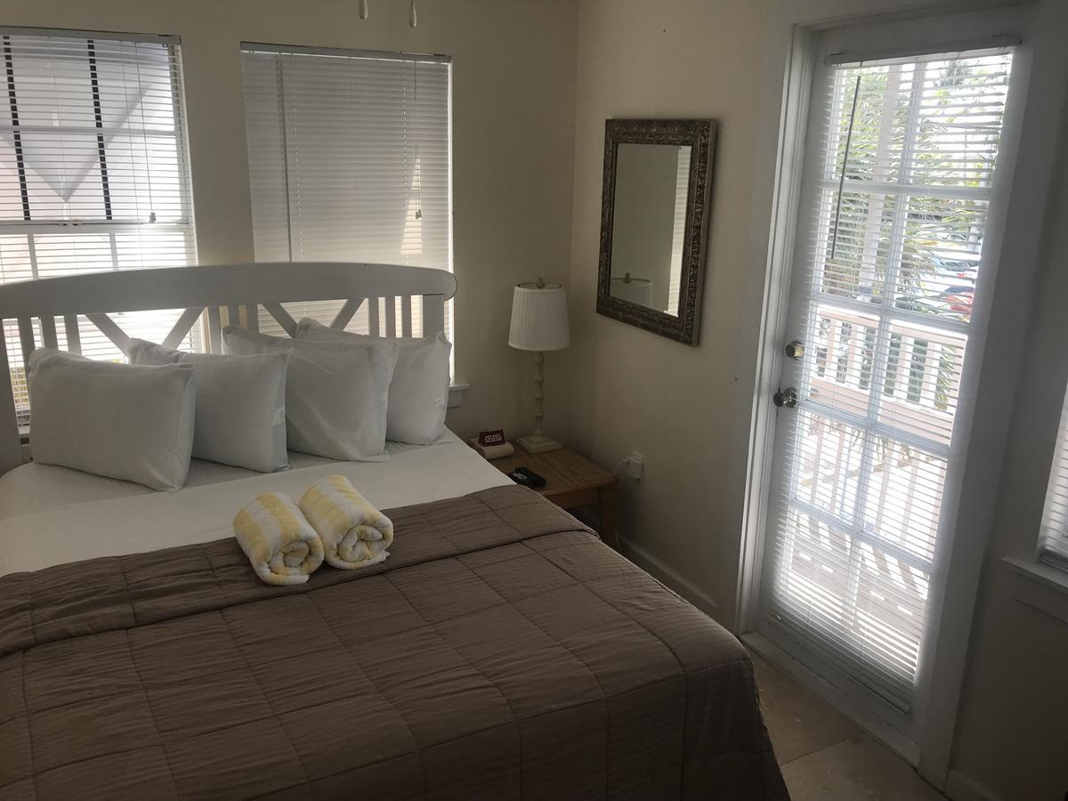 Guest house New Orleans House - Gay Male Adult Key West
