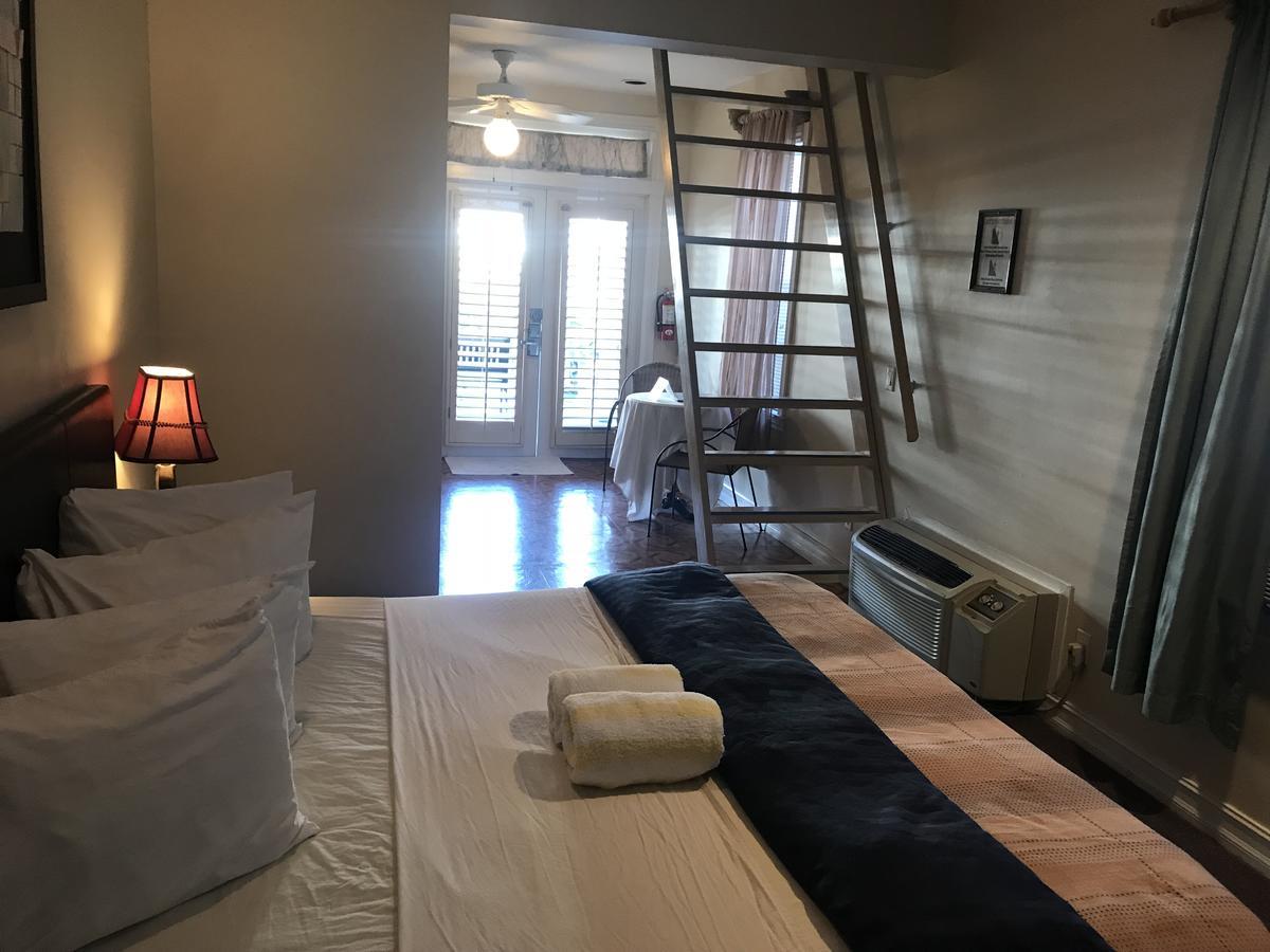 New Orleans House - Gay Male Adult Key West