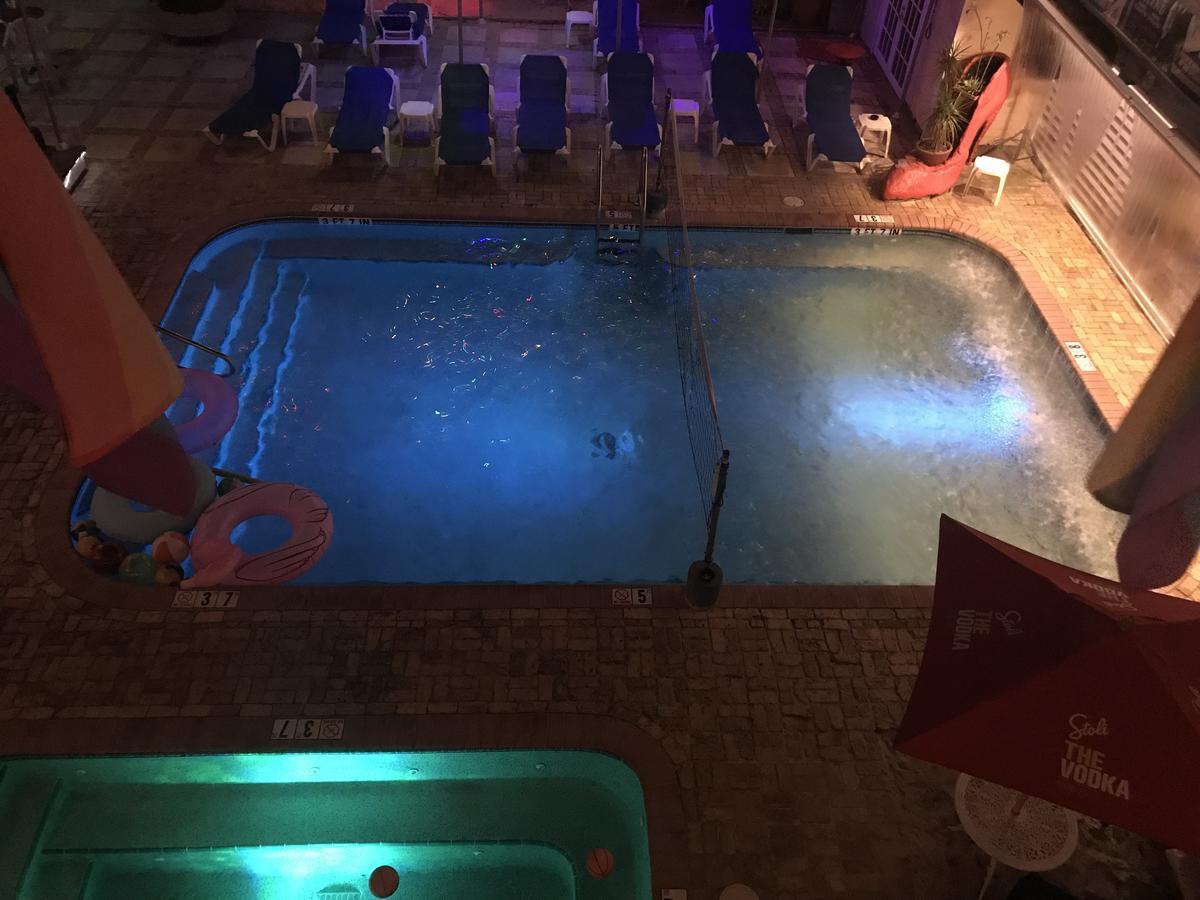 New Orleans House - Gay Male Adult 2*