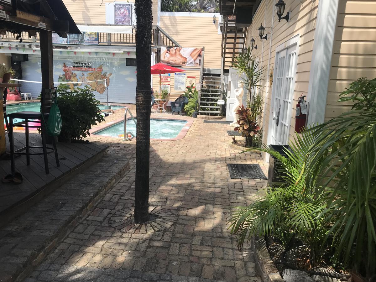 Guest house New Orleans House - Gay Male Adult Key West