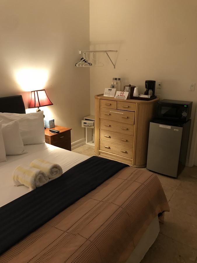 New Orleans House - Gay Male Adult Guest house
