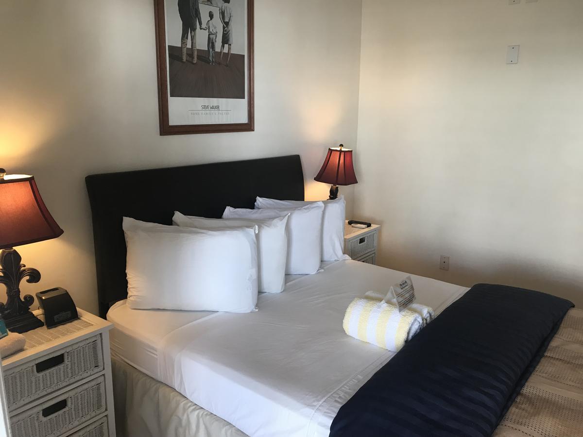 New Orleans House - Gay Male Adult Guest house Key West
