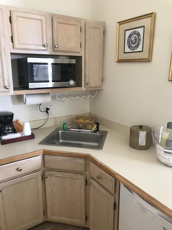 New Orleans House - Gay Male Adult Guest house