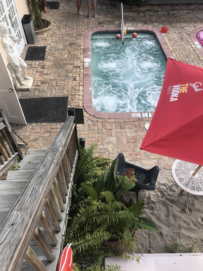 Guest house New Orleans House - Gay Male Adult 2*