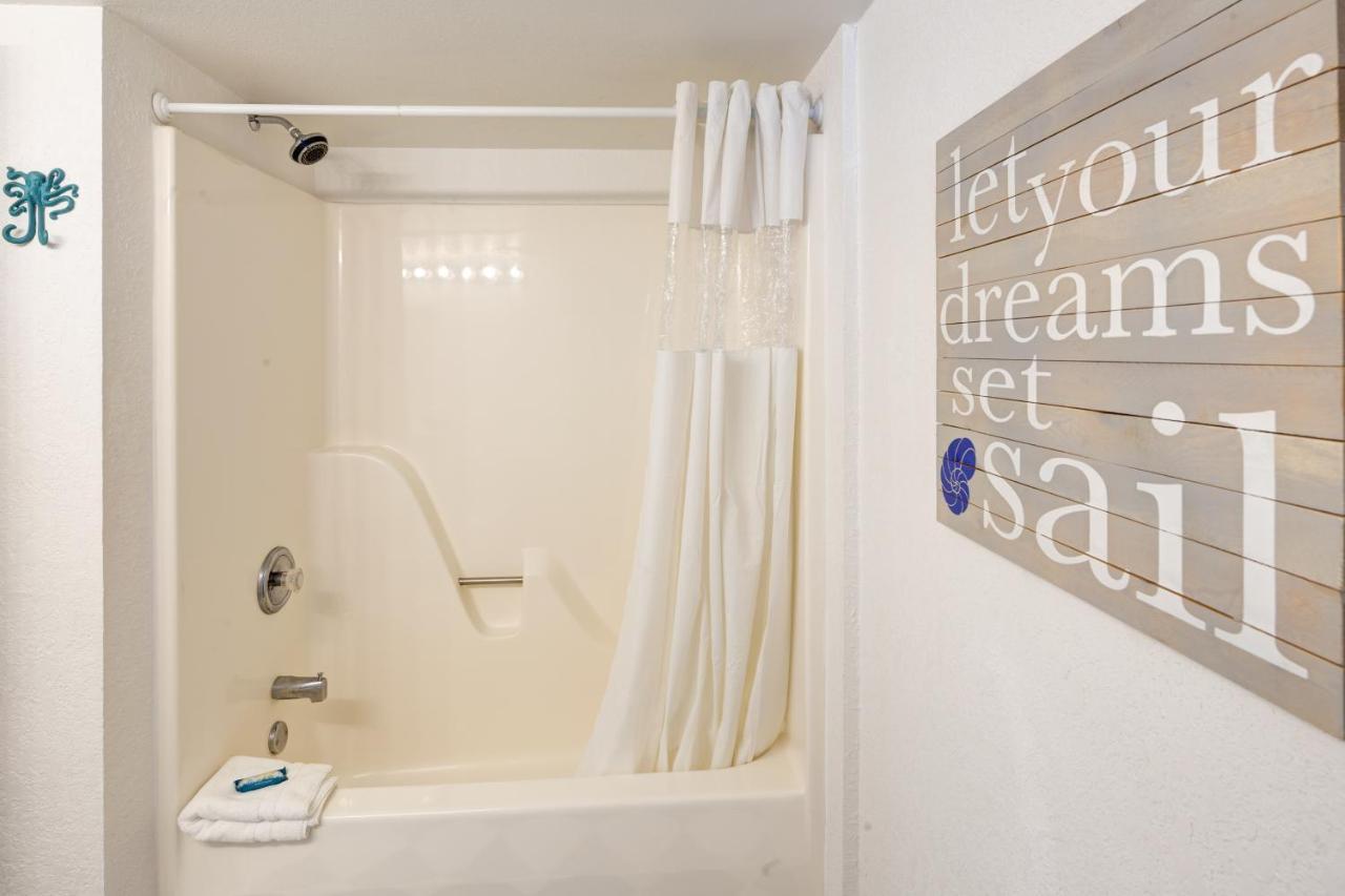 Sunrise Suites Cristobal #411 Holiday home *
