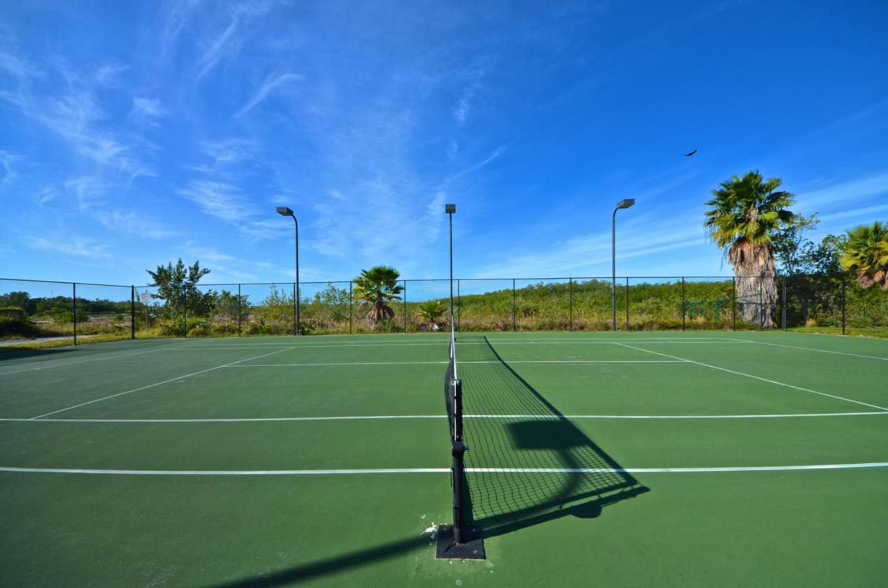 Sunrise Suites Cristobal #411 Holiday home