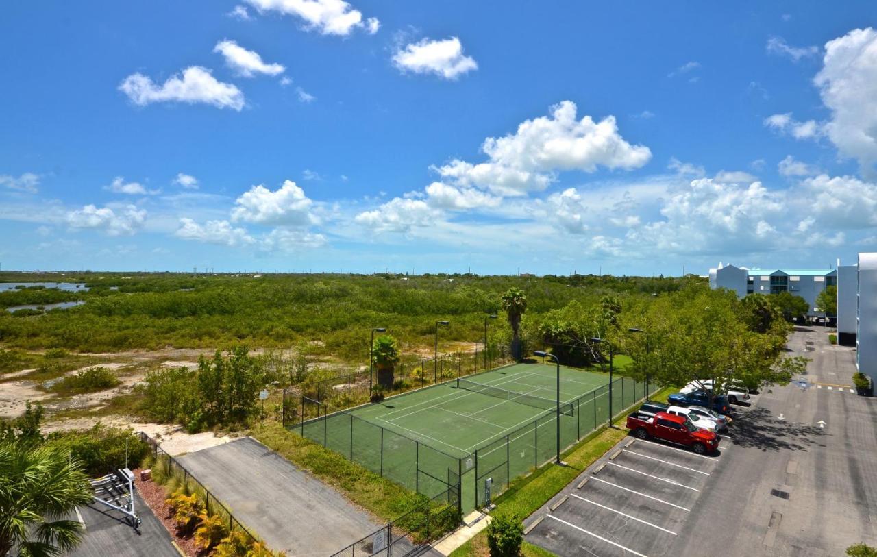Sunrise Suites Cristobal #411