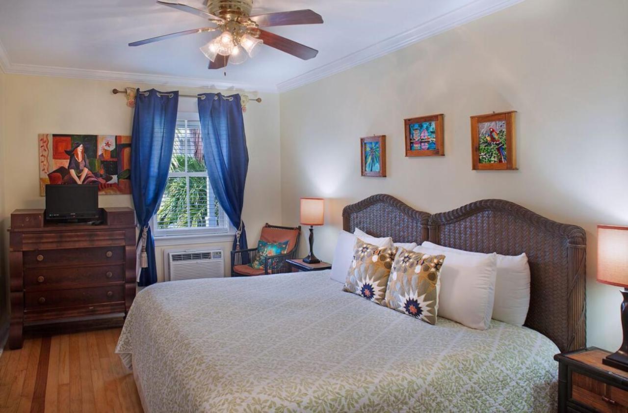 Bed & Breakfast Coco Plum 3*