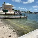 Island Oasis ~ Your Paradise Awaits!