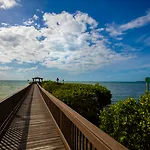 Ocean Pointe Suites At Key Largo