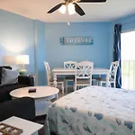 Welcome To The Pelican Lodge !