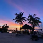 Key Largo Cottages