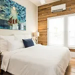L\'Habitation Guesthouse- Adult Exclusive