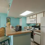 Sunrise Suites Grand Bahama Suite #106