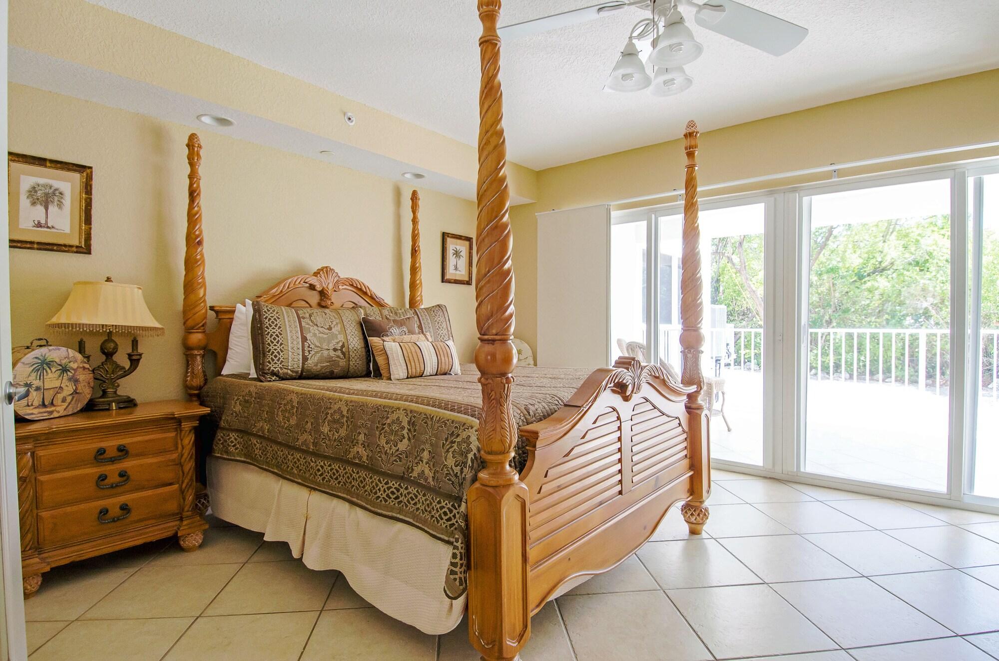 Mariner's Club Resort 3*