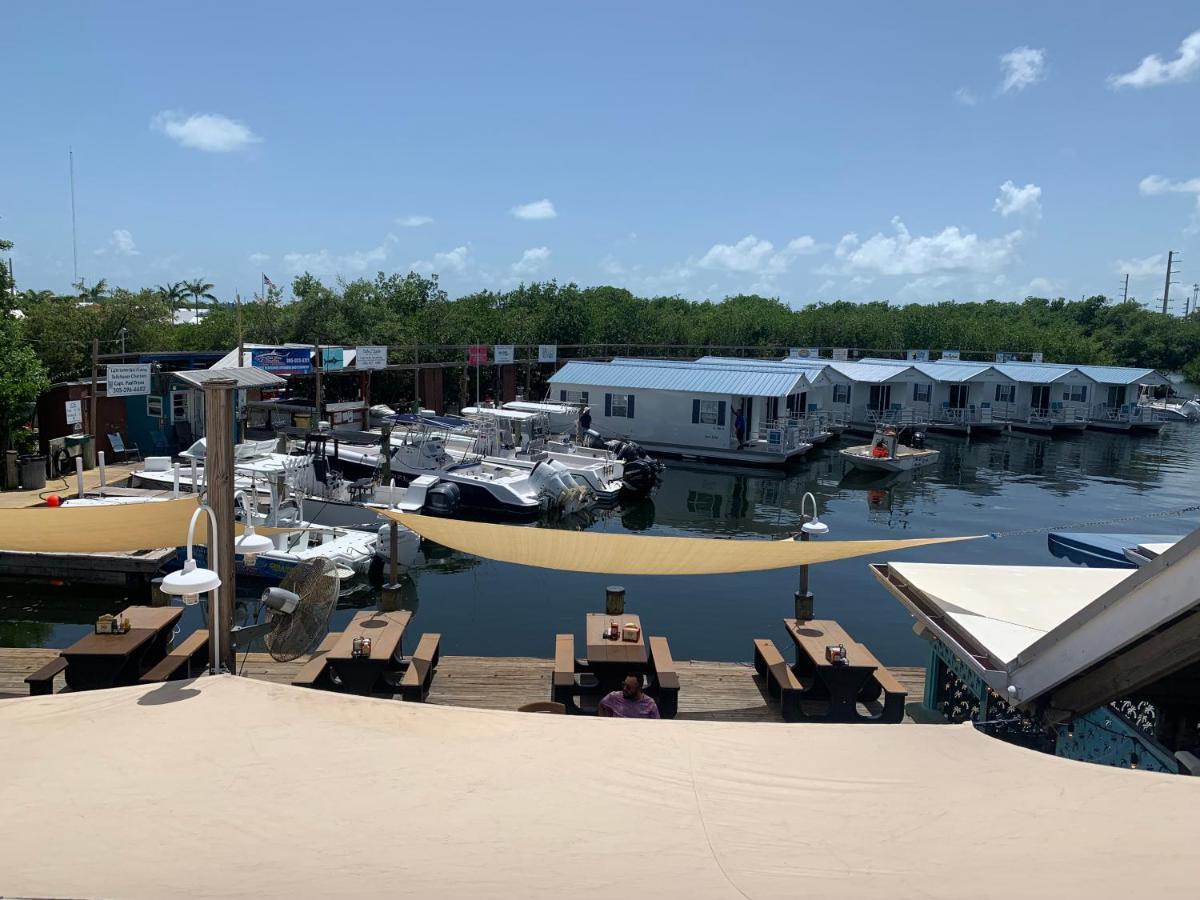 Aqua At Hurricane Hole Marina Hotel