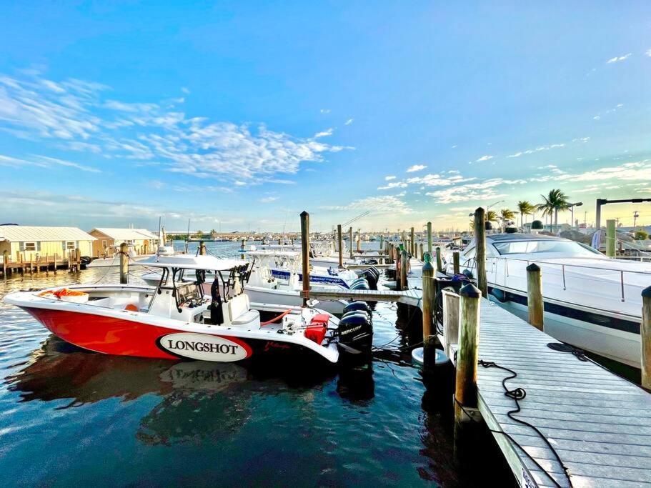Holiday home Aruba - Downtown Waterfront 2x2 Dock & Pool Pet-friendly