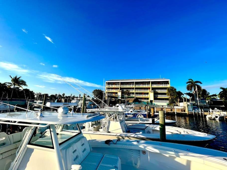 St John - Downtown Waterfront Penthouse Pool Parking Dock Holiday home Key West