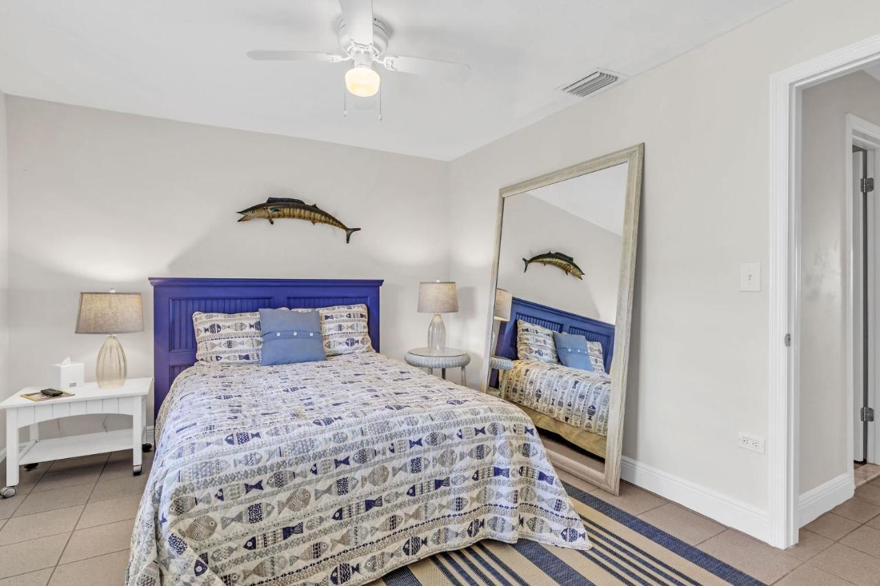 Holiday home Rock Harbor C9 *