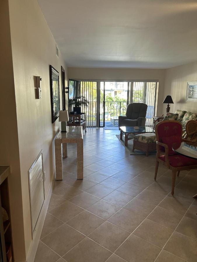 Beacon Reef 306 *