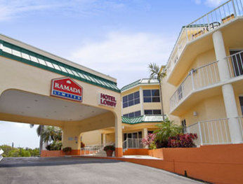 Courtyard By Marriott Hotel 3*