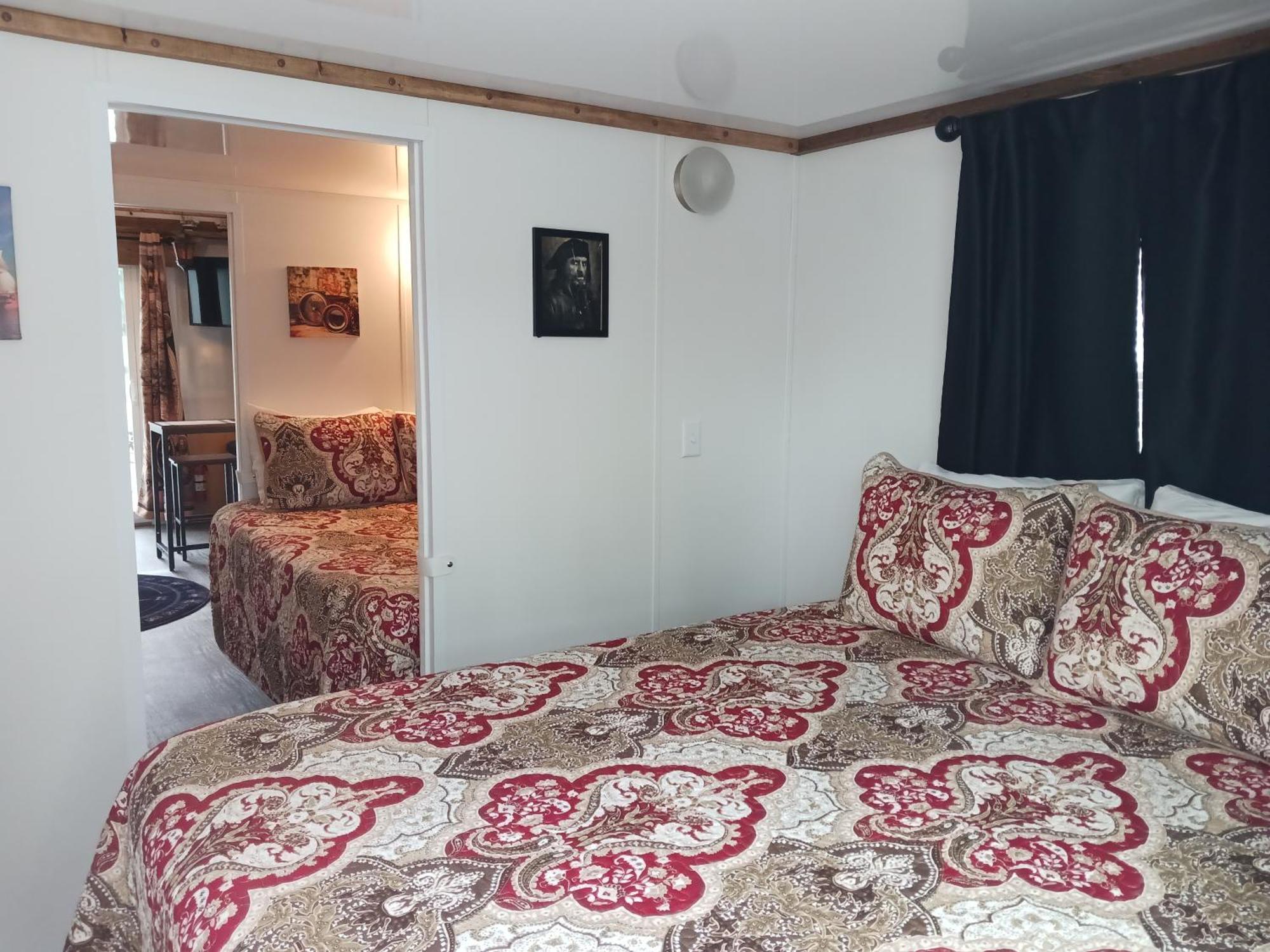 Hotel Treasure Harbor Islamorada