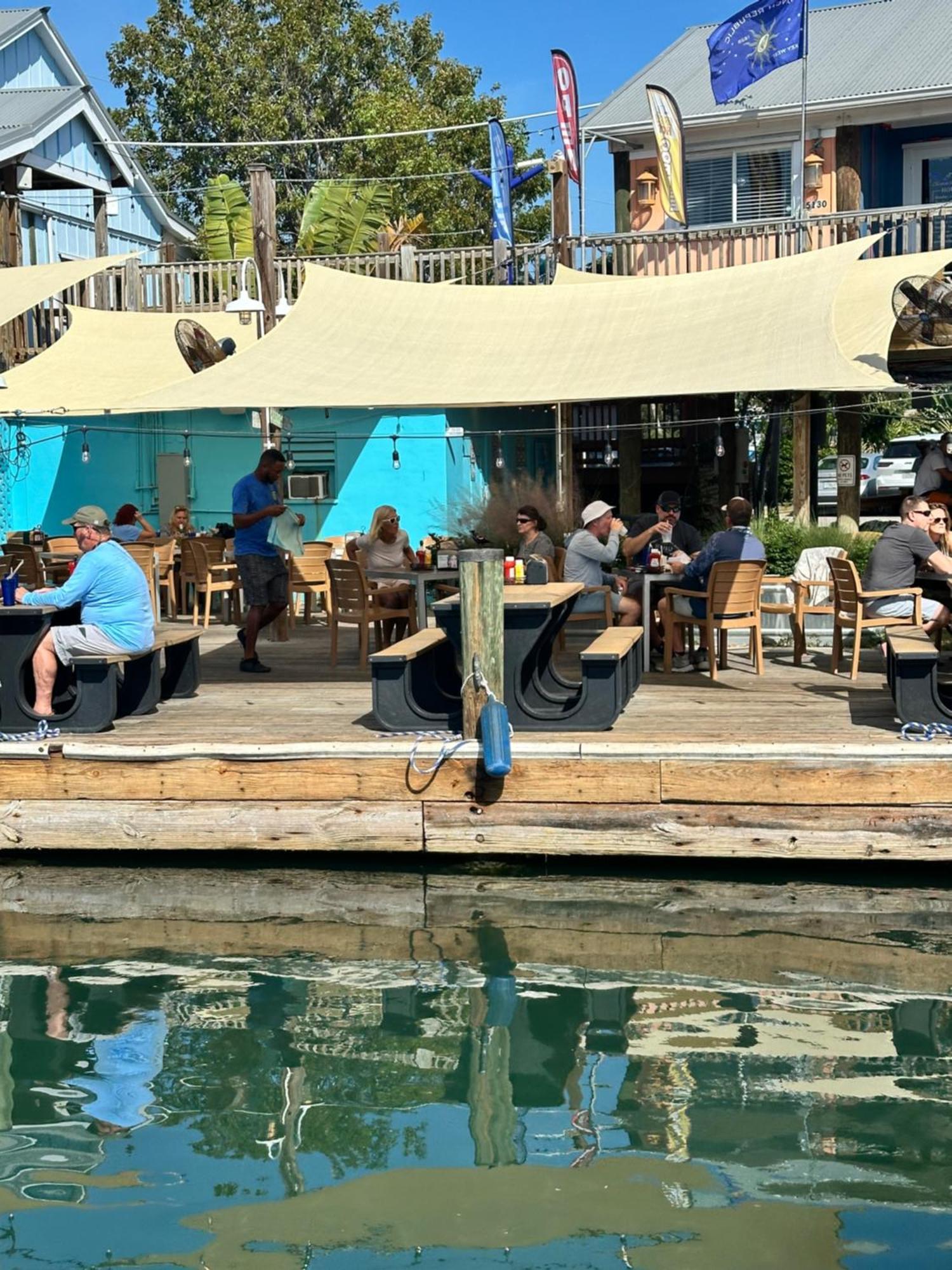 Hotel Aqua At Hurricane Hole Marina 3*