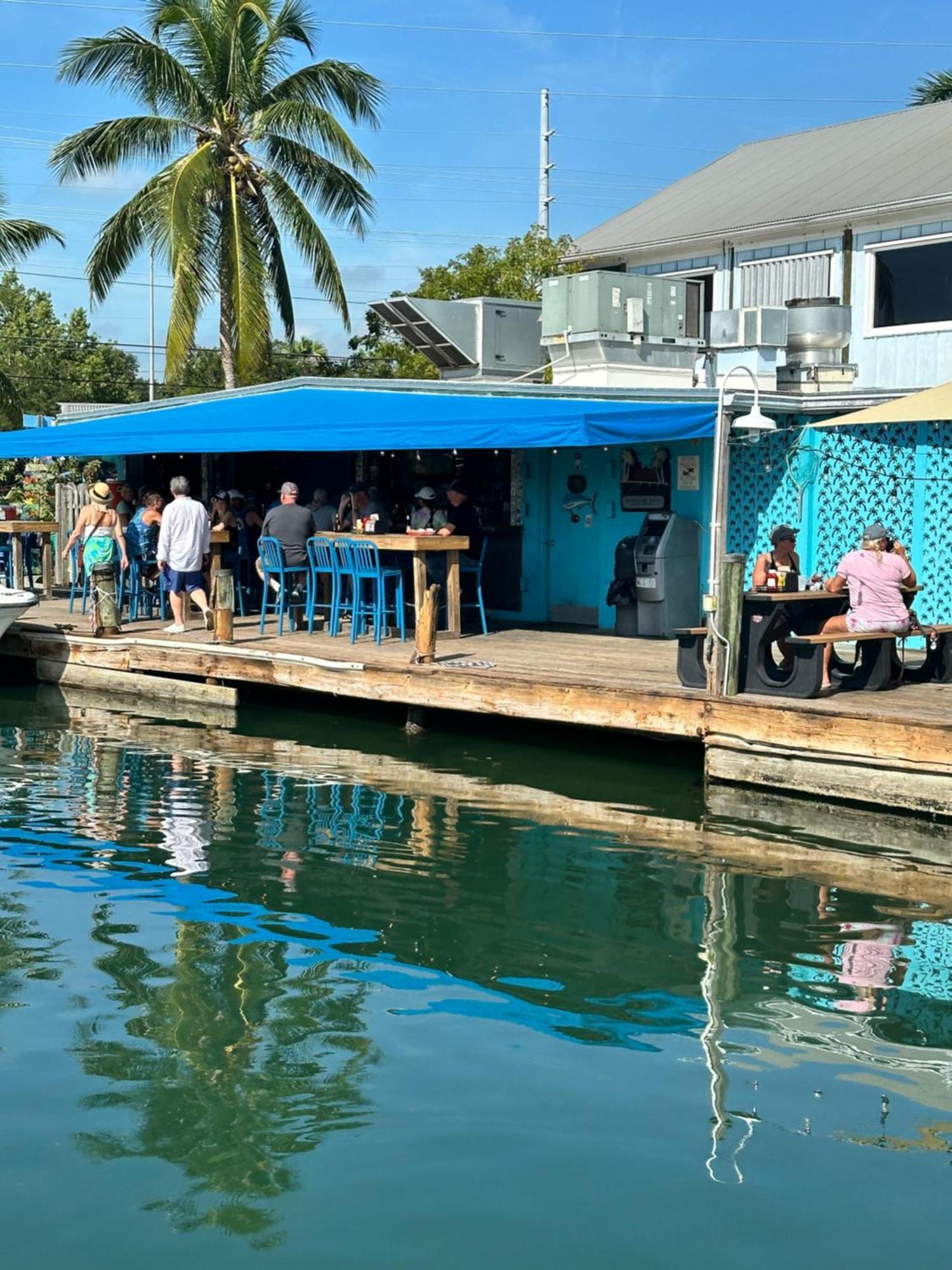 Hotel Aqua At Hurricane Hole Marina 3*