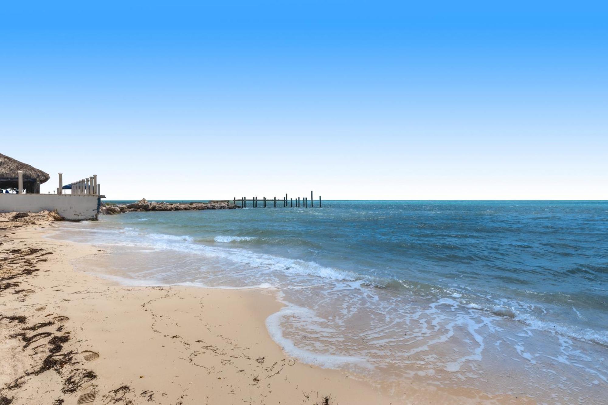 Holiday home Casa De Rosa Key Colony Beach
