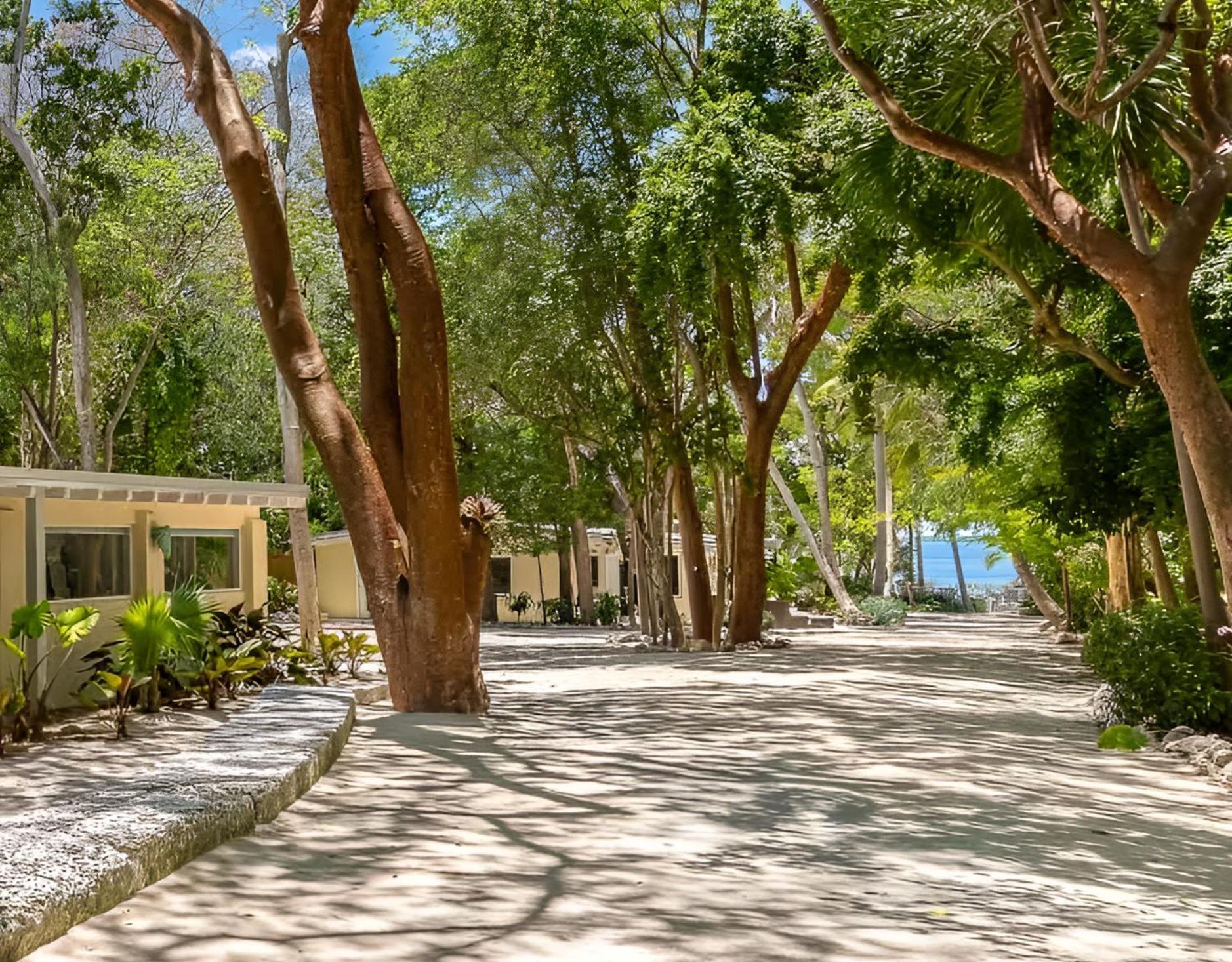 Largo Resort