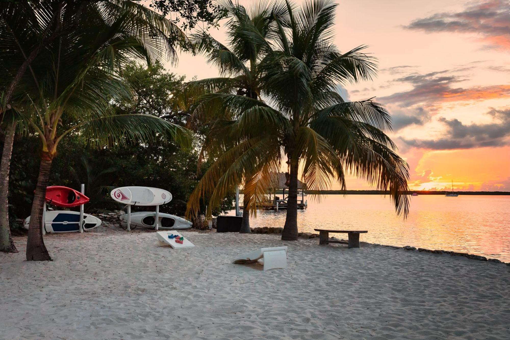 Largo Resort 3*