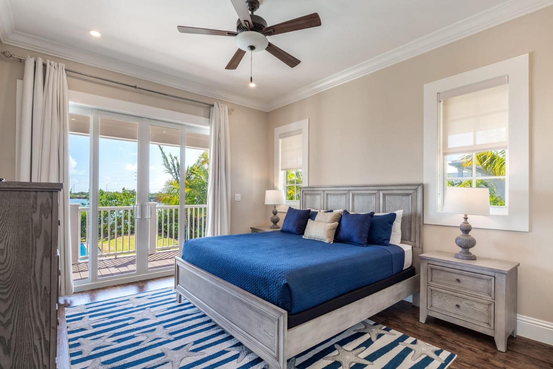 Holiday home Suncoast House -pool & Boat Dock