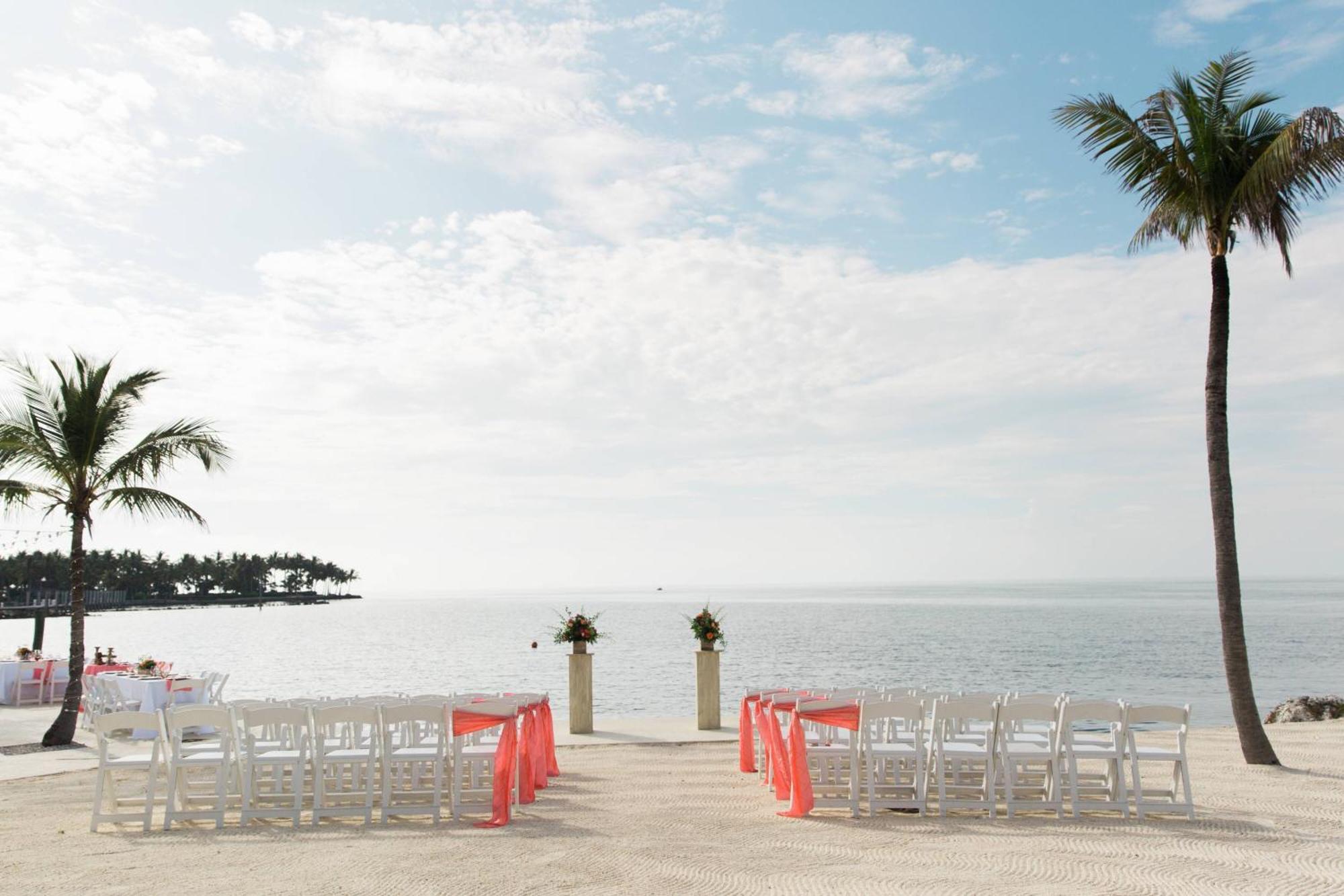 Courtyard By Marriott Faro Blanco Hotel