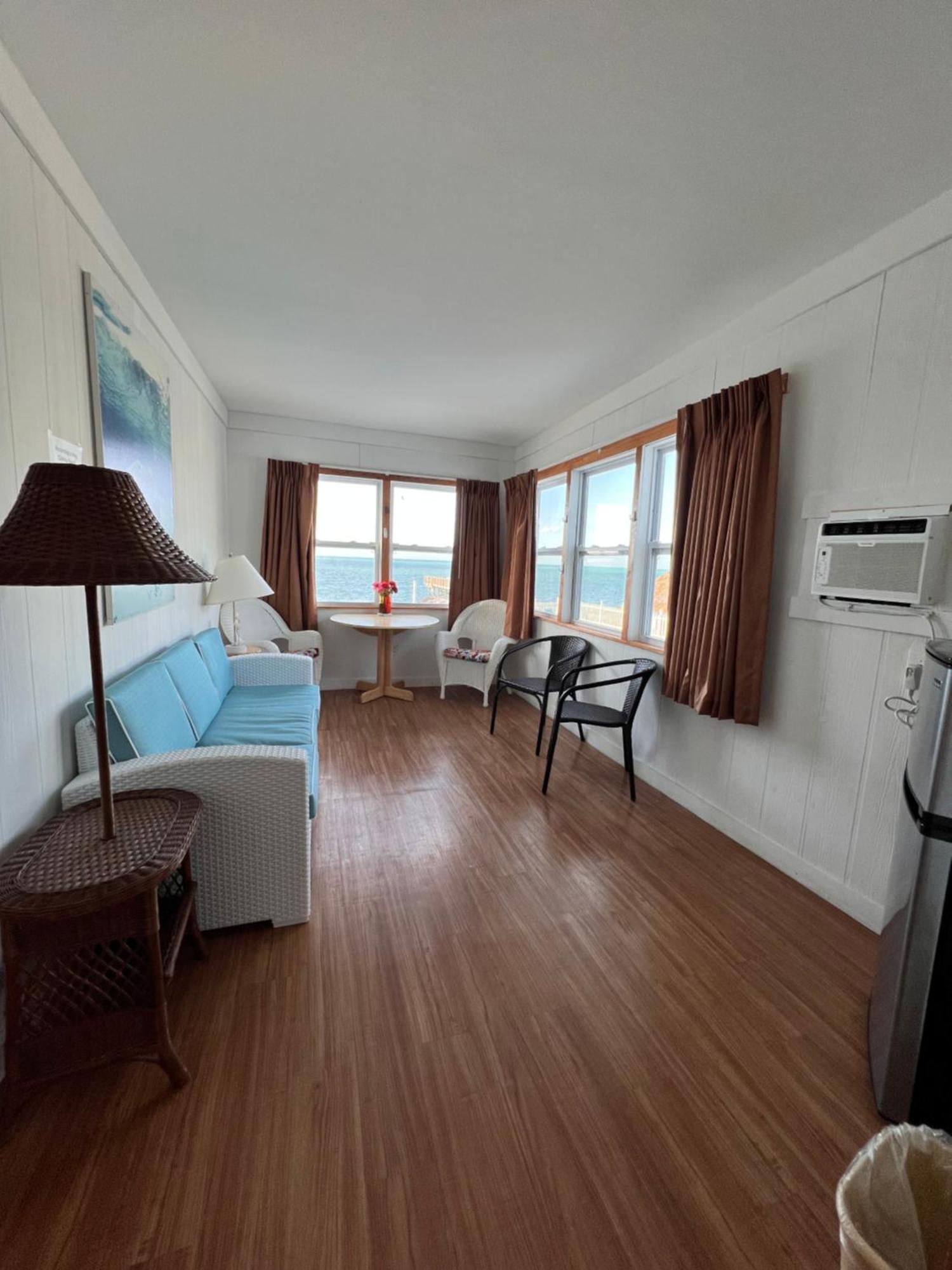 Motel Buccaneer Quarters And Marathon