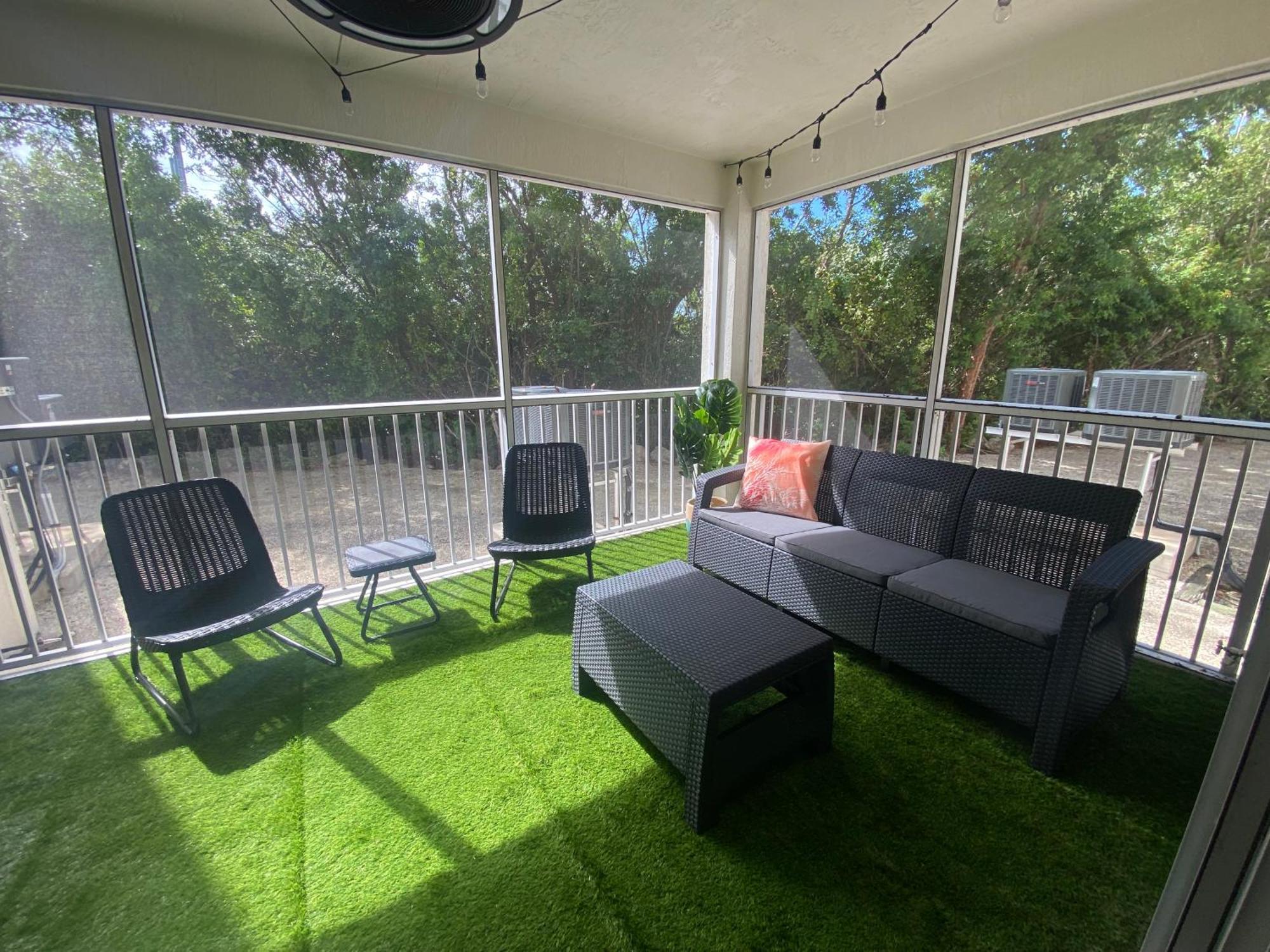 Holiday home Vacay Vibes-2 Pools, Beach, Pickleball, Coffee Bar, Food Truck *