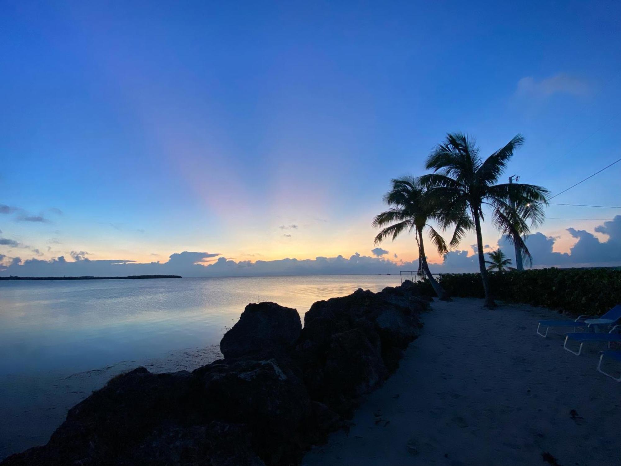 Holiday home Vacay Vibes-2 Pools, Beach, Pickleball, Coffee Bar, Food Truck