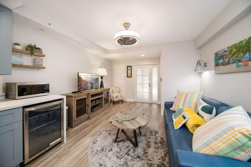 Holiday home Vacay Vibes-2 Pools, Beach, Pickleball, Coffee Bar, Food Truck Key Largo