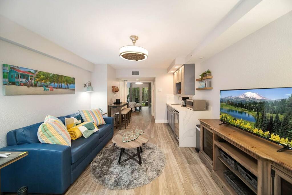 Holiday home Vacay Vibes-2 Pools, Beach, Pickleball, Coffee Bar, Food Truck *