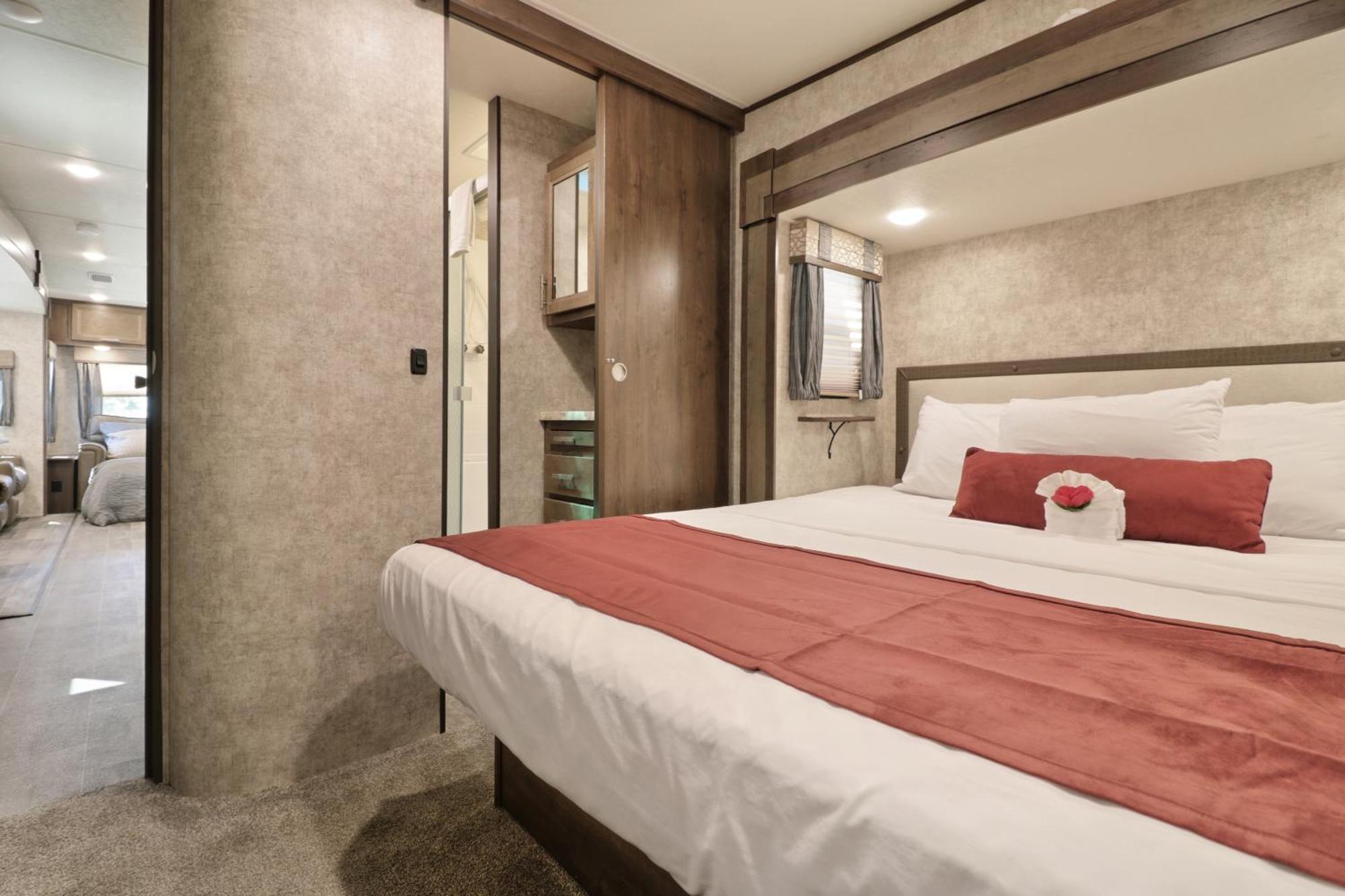 Sunshine Key Rv & Marina Hotel 2*