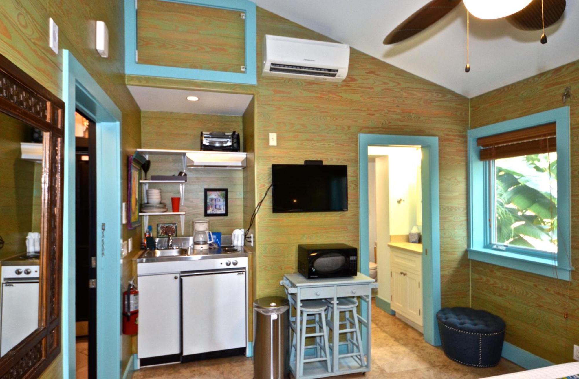 Pescado Penthouse On Duval Key West