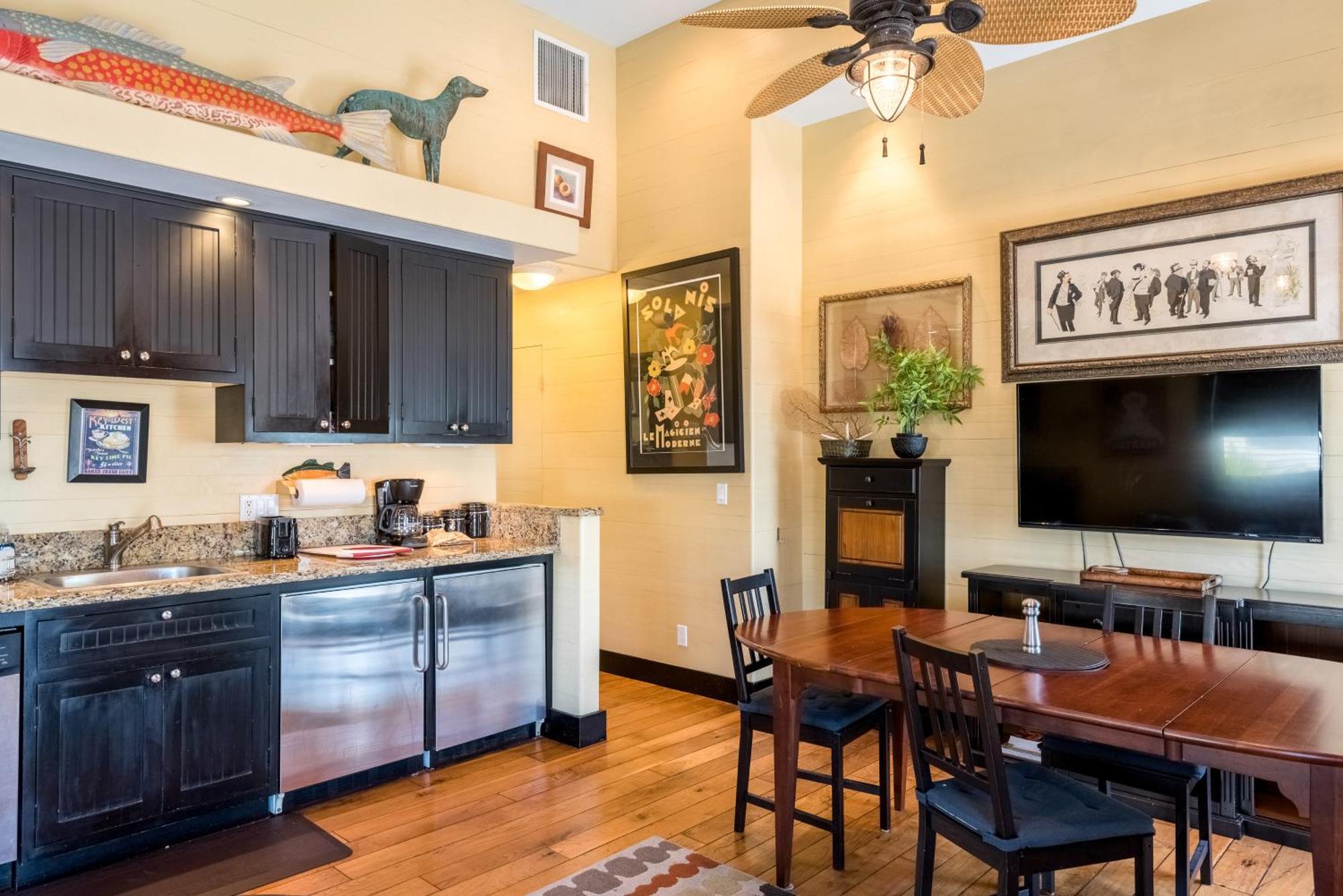 Pescado Penthouse On Duval Holiday home