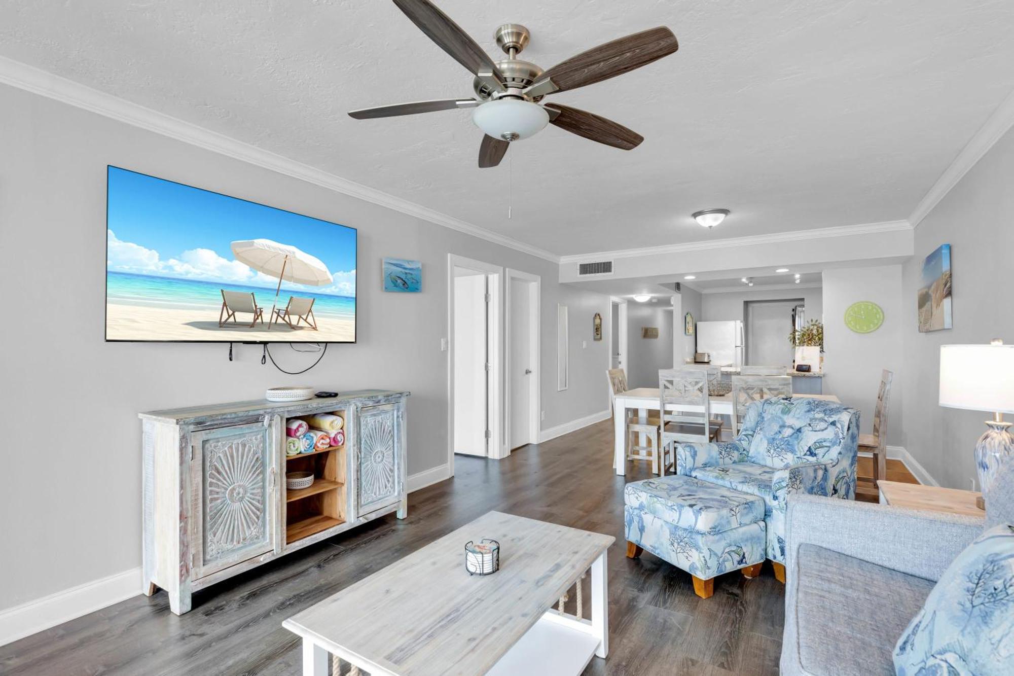 Aruba - Downtown Waterfront 2x2 Dock & Pool Pet-friendly Holiday home *