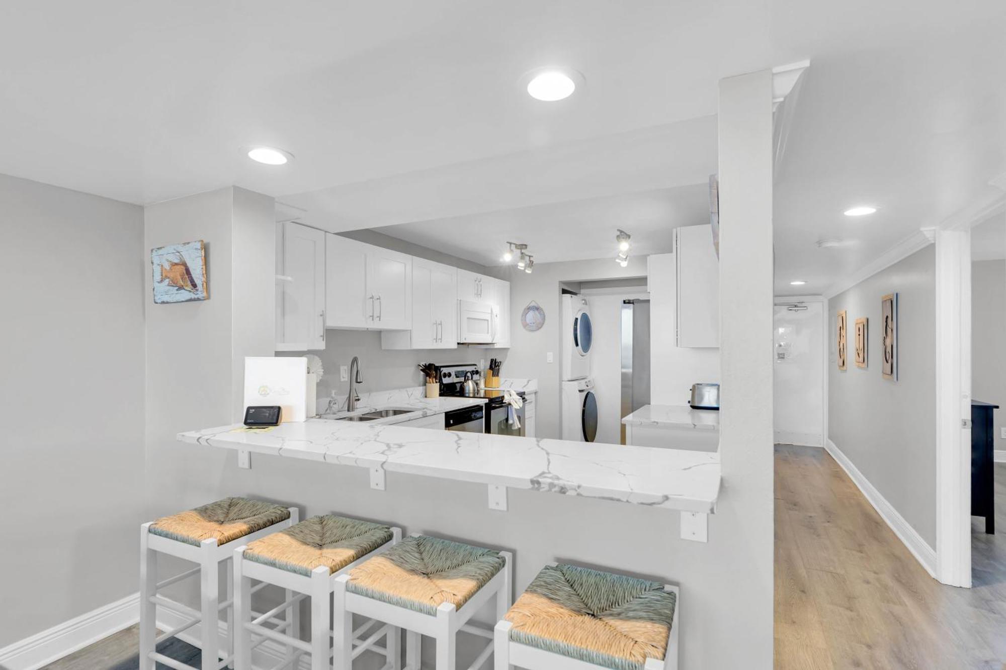 St John - Downtown Waterfront Penthouse Pool Parking Dock Holiday home *