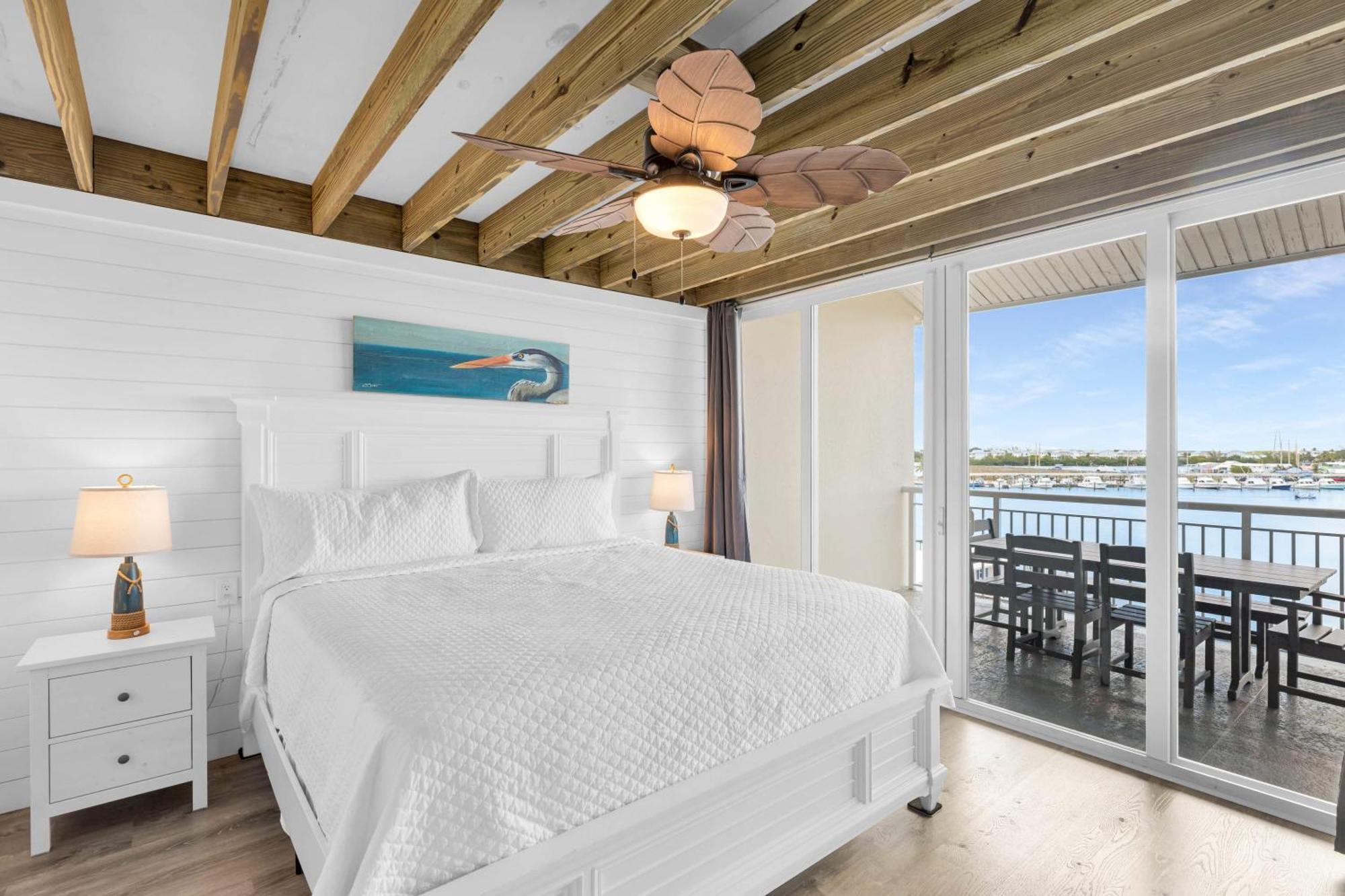 Holiday home St John - Downtown Waterfront Penthouse Pool Parking Dock Key West
