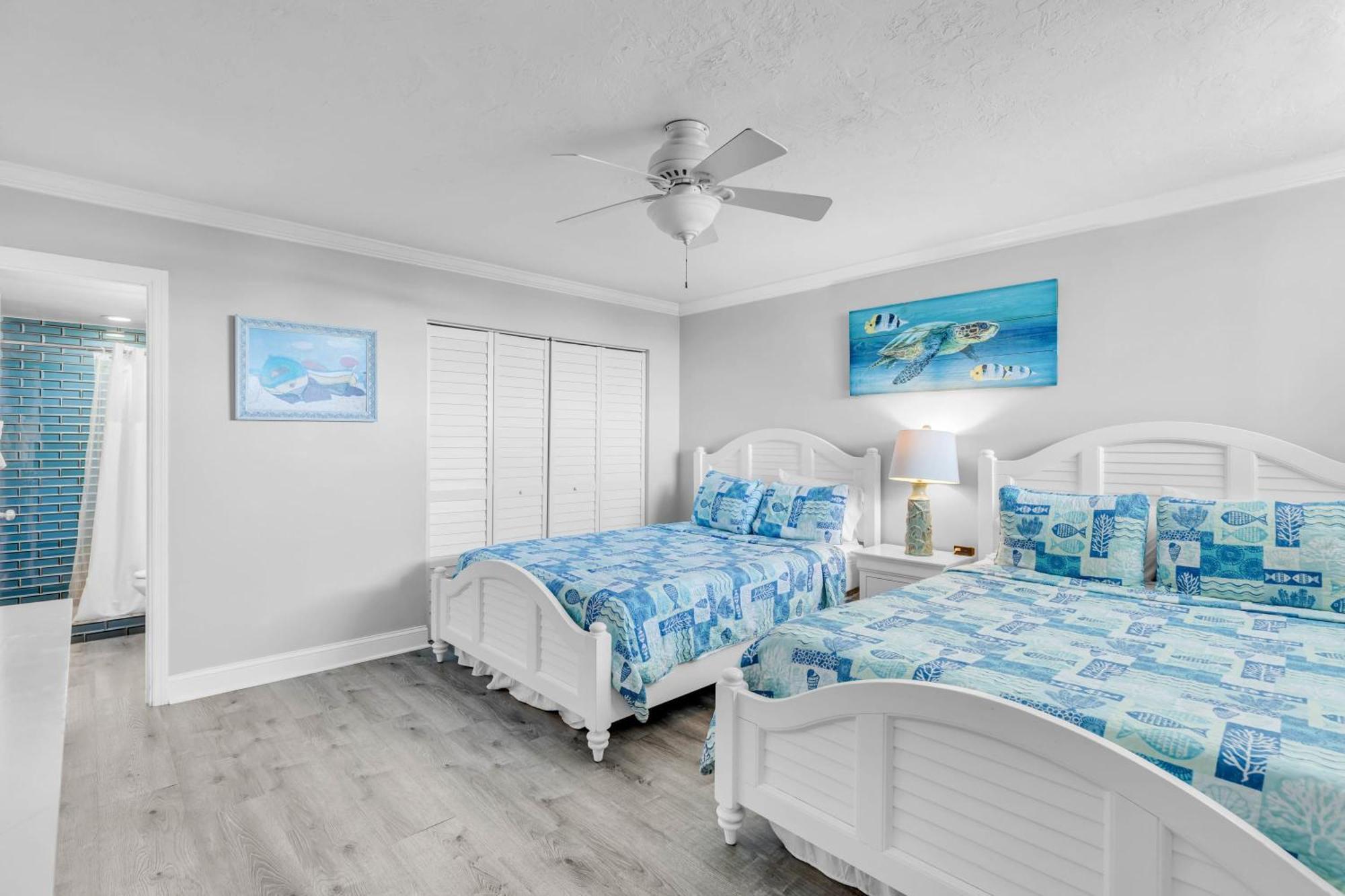 St Croix - Downtown 4x4 Waterfront Penthouse Pool Dock Pet Holiday home