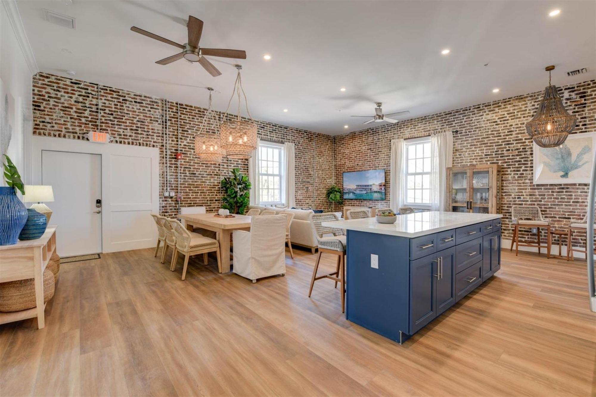 Luxury 4bdr/4ba Penthouse *