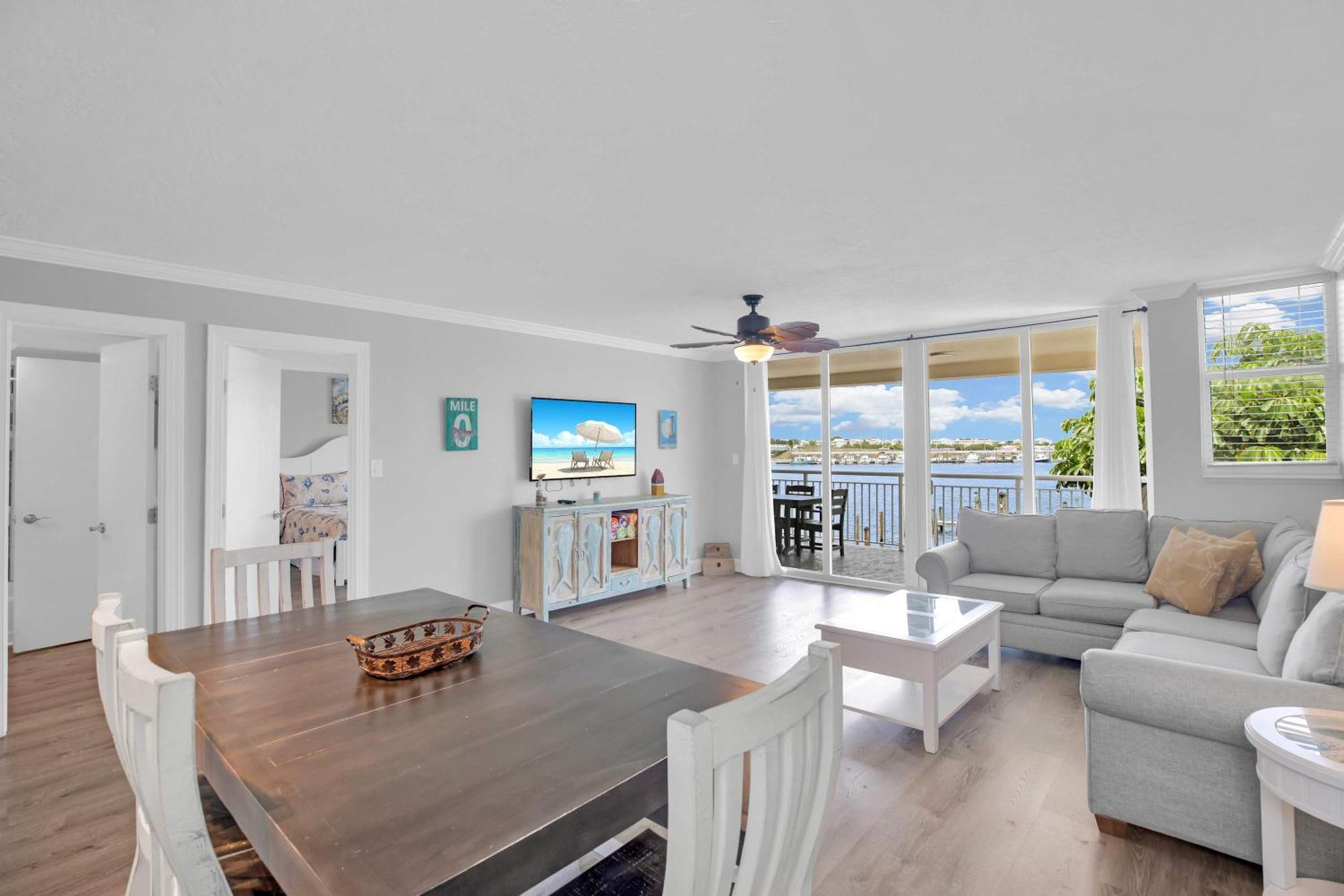 Eleuthera - 2x2 Fully Updated Old Town Waterfront Corner Key West