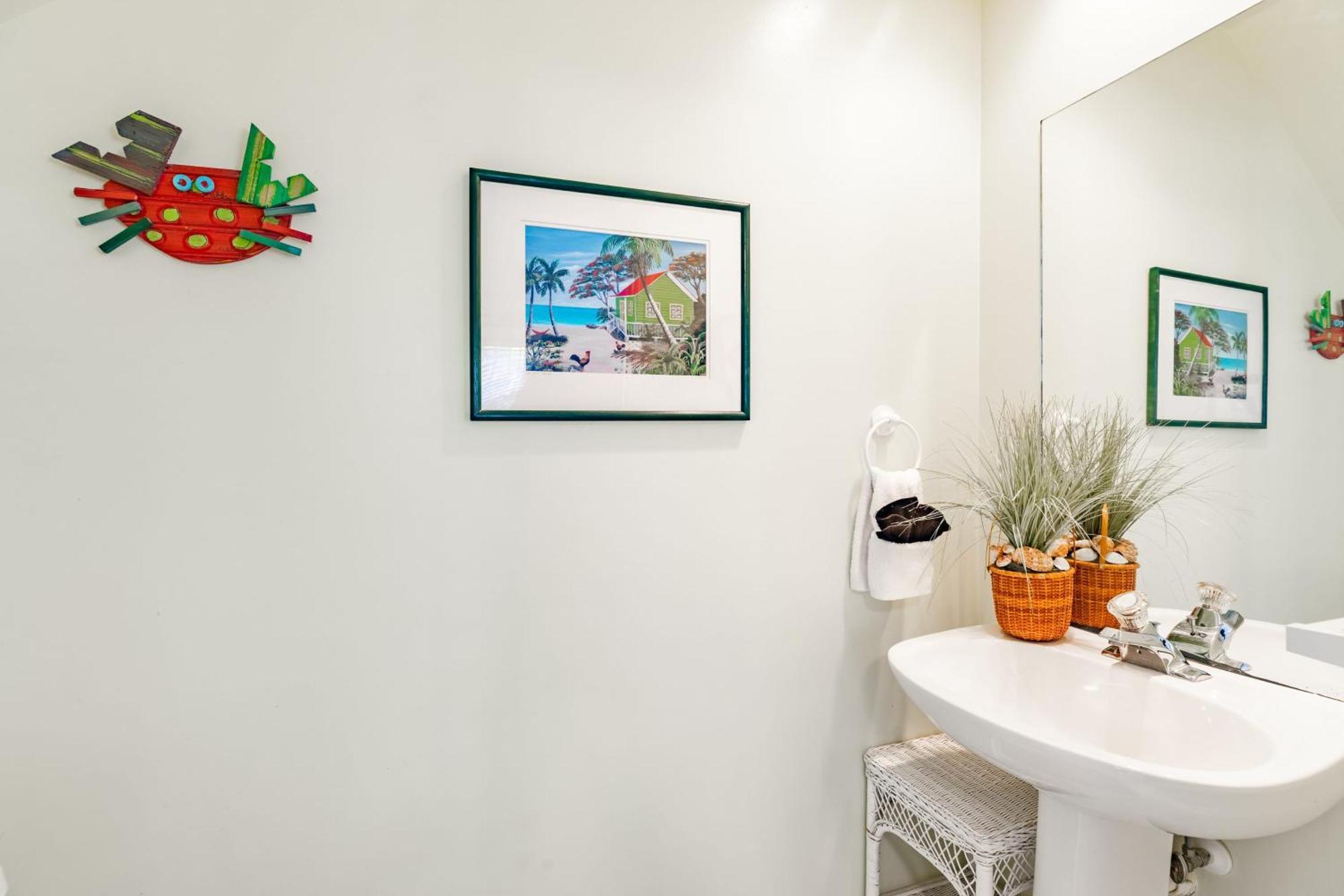 Southard Getaway By Avantstay W Covered Patio Great Location Shared Pool Week Long Key West